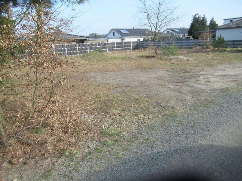 Grundstück zu verkaufen in Sassenburg 18.750 € 250 m²