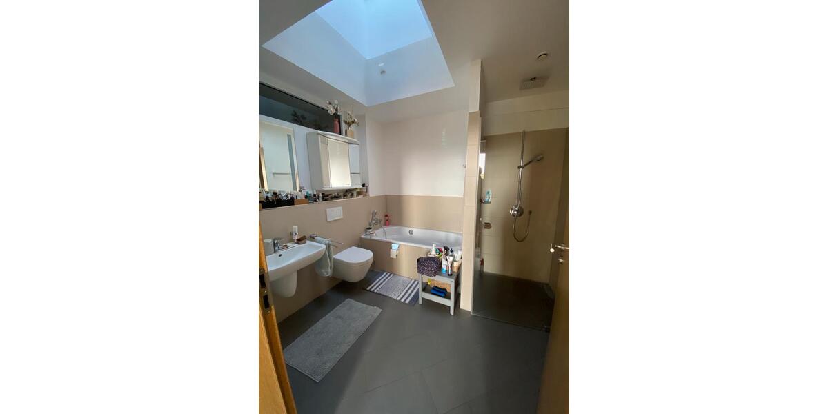 Etagenwohnung Wolfenbüttel Adersheim - 4 Zimmer, 140 m&sup2;, 2.150&euro; | Angebot:26382327