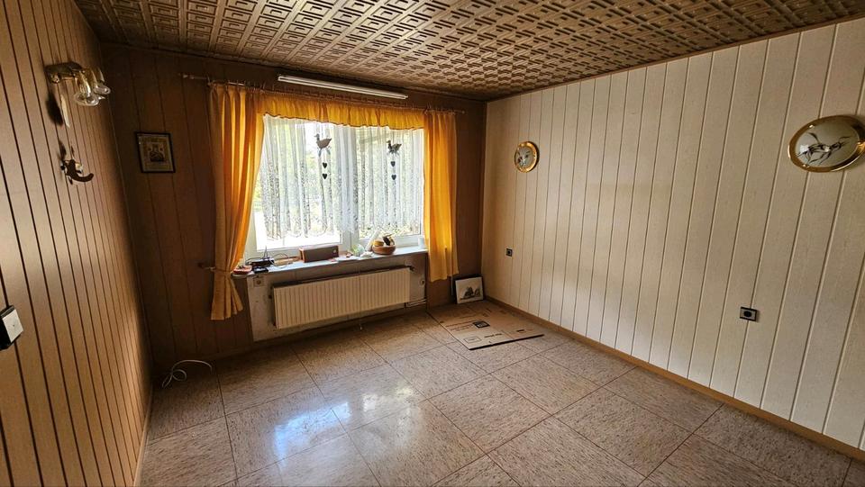 Einfamilienhaus Liebenburg - 7.5 Zimmer, 130 m&sup2;, 130.000&euro; | Angebot:24828185