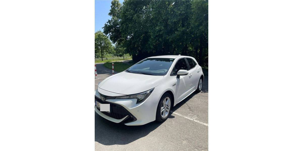 Toyota Corolla 50.400 km 18.999 &euro; Braunschweig 38124