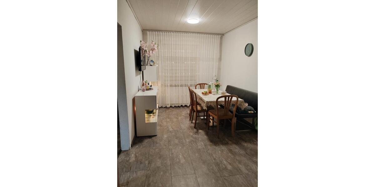 Einfamilienhaus Königslutter am Elm - 5 Zimmer, 120 m&sup2;, 1.450&euro; | Angebot:26346036