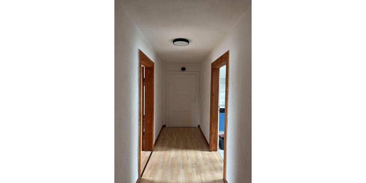 Dachgeschoßwohnung Meine - 3 Zimmer, 65 m&sup2;, 550&euro; | Angebot:25023106