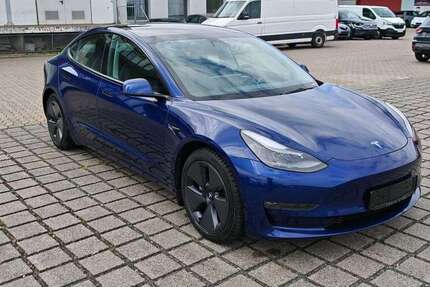 Tesla Model 3 142.370 km 24.970 &euro; Braunschweig 38112