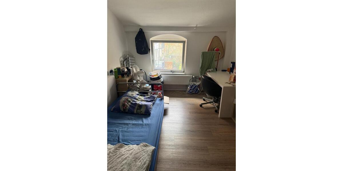 Etagenwohnung Braunschweig Wabe-Schunter-Beberbach - 1 Zimmer, 20 m&sup2;, 275&euro; | Angebot:25989955