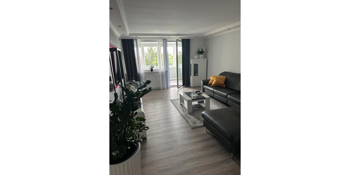 Charmante kernsanierte 3 Zimmer Wohnung in Wolfsburg mit Balkon 3 zimmer