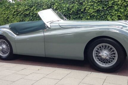 Jaguar XK