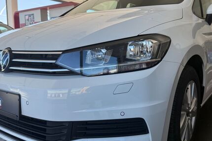 VW Touran 142.200 km 22.991 &euro; Wolfenbüttel 38304