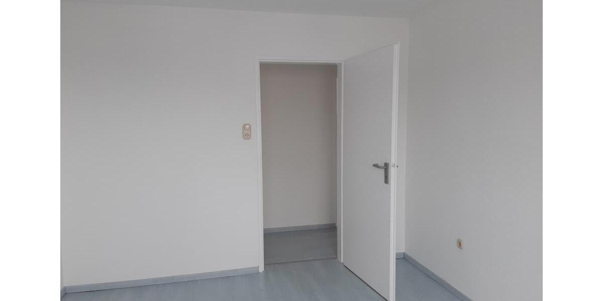 Dachgeschoßwohnung Schöppenstedt - 3 Zimmer, 54 m&sup2;, 360&euro; | Angebot:24785277