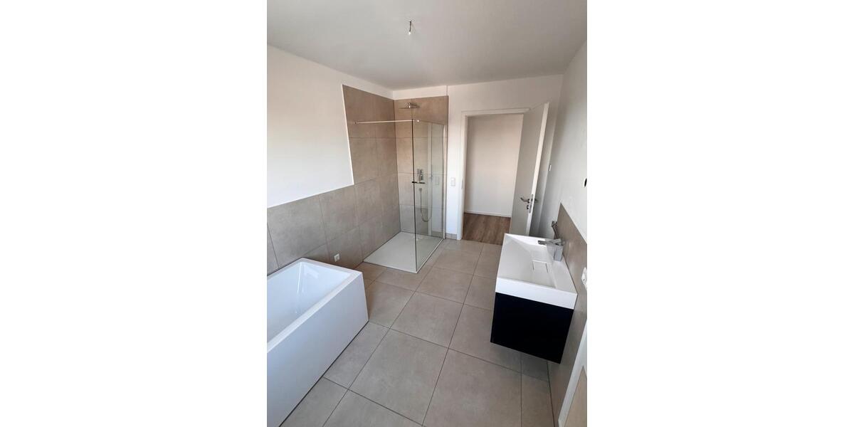 Einfamilienhaus Königslutter am Elm - 3 Zimmer, 121 m&sup2;, 1.320&euro; | Angebot:26097882