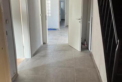 Wohnung Peine Südstadt - 3 Zimmer, 95 m&sup2;, 1.061&euro; | Angebot:26143312