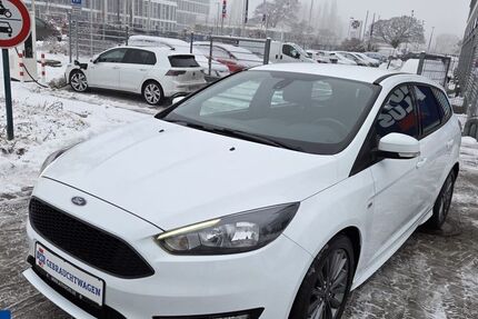 Ford Focus 98.997 km 9.989 &euro; Wolfsburg 38446