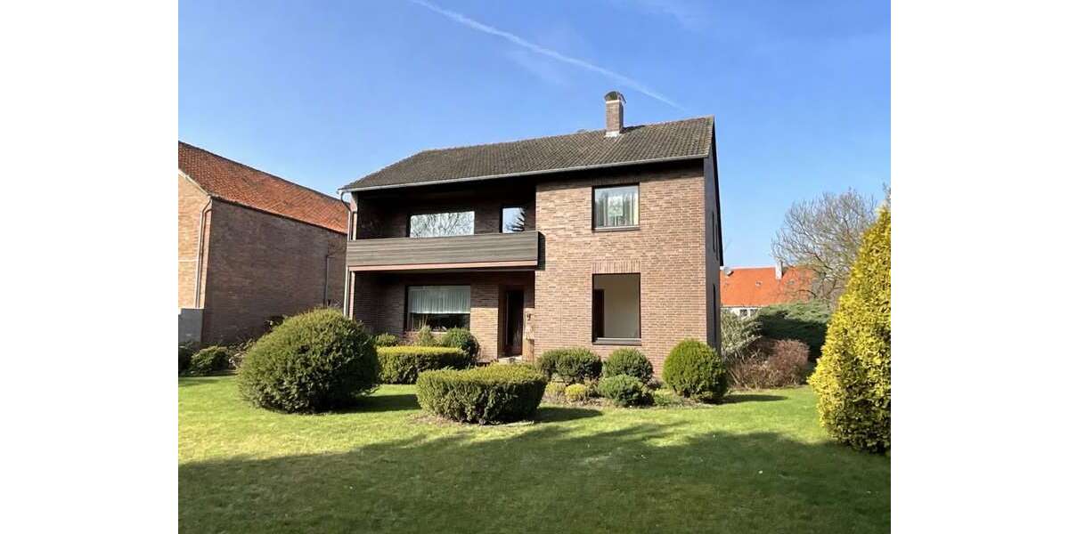 Einfamilienhaus Vechelde - 8 Zimmer, 206 m&sup2;, 365.000&euro; | Angebot:26014677