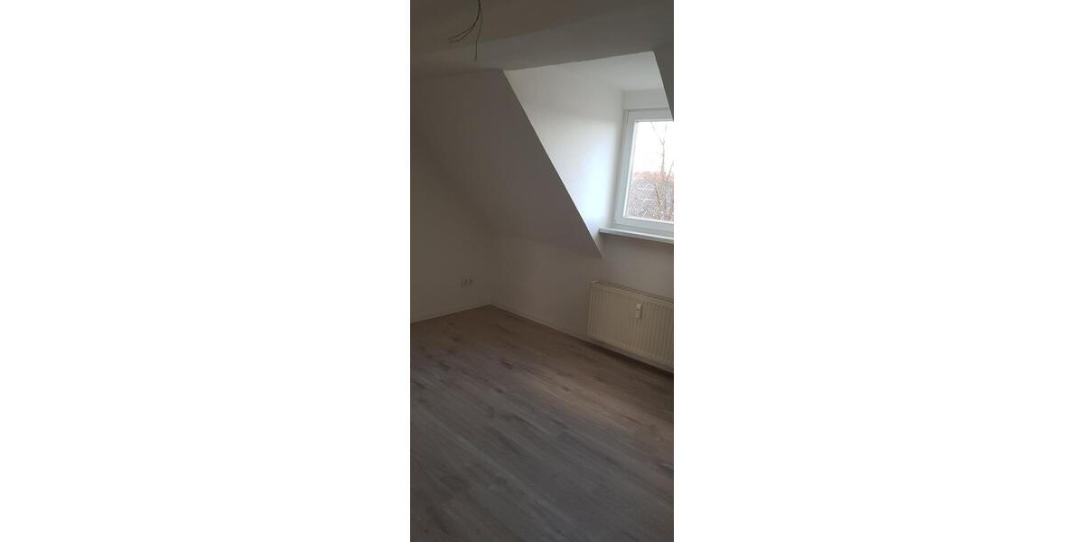 Dachgeschoßwohnung Braunschweig Südstadt- Rautheim- Mascherode - 2 Zimmer, 45 m&sup2;, 403&euro; | Angebot:25045201