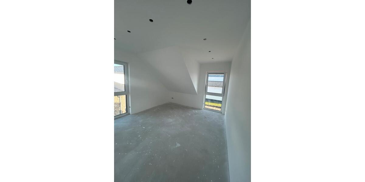 Doppelhaushälfte Peine Südstadt - 4 Zimmer, 135 m&sup2;, 1.850&euro; | Angebot:25628522