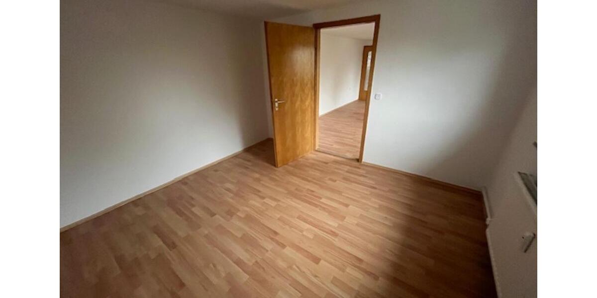 Dachgeschoßwohnung Salzgitter Ortschaft Südost - 4 Zimmer, 73 m&sup2;, 440&euro; | Angebot:25145118