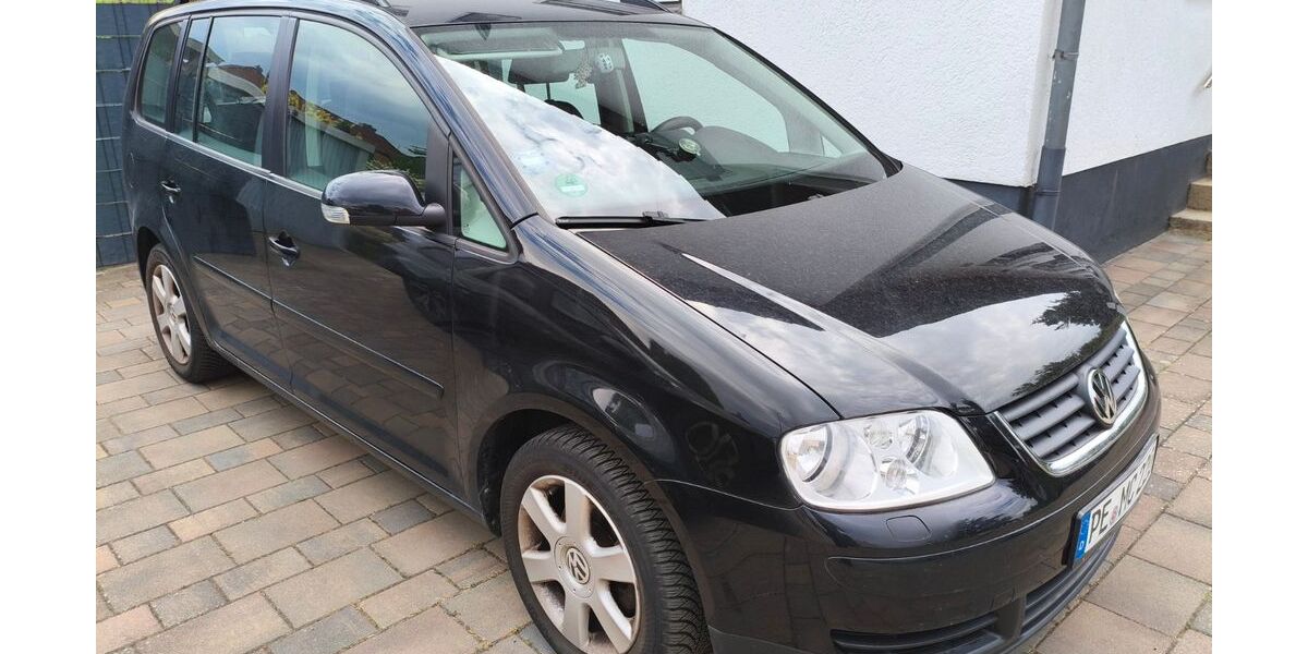 VW Touran 190.000 km 3.999 &euro; Vechelde 38159