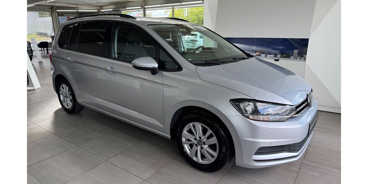 VW Touran 150.000 km 18.990 &euro; Braunschweig 38116