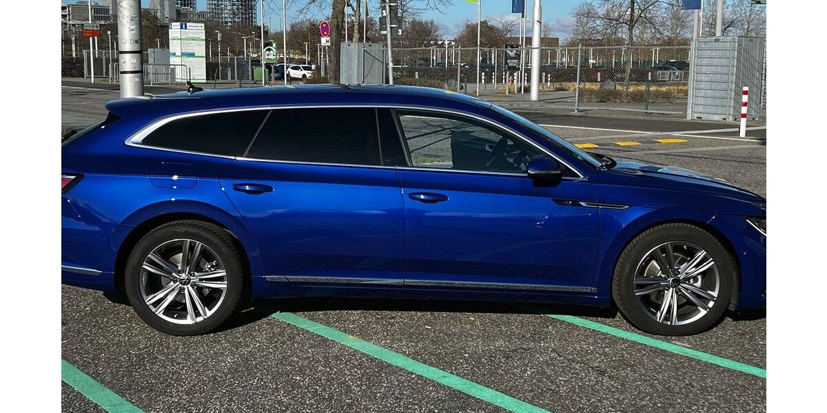 VW Arteon 52.000 km 28.500 &euro; Wolfsburg 38446
