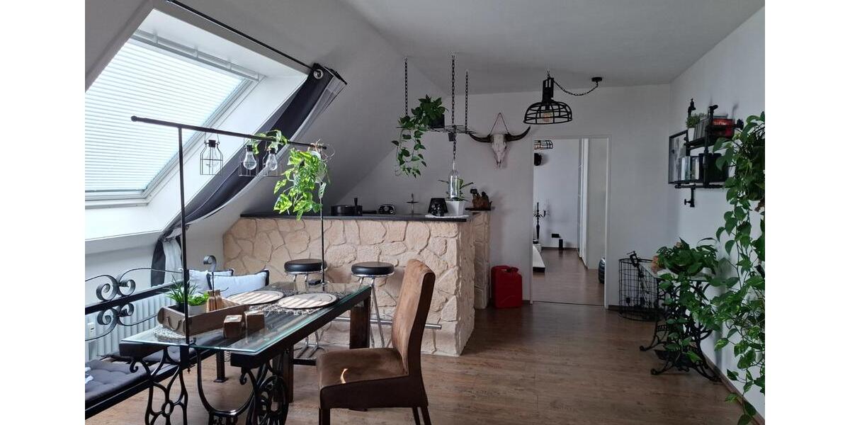 Dachgeschoßwohnung Peine Peine Kernstadt - 3 Zimmer, 78 m&sup2;, 175.000&euro; | Angebot:24381996