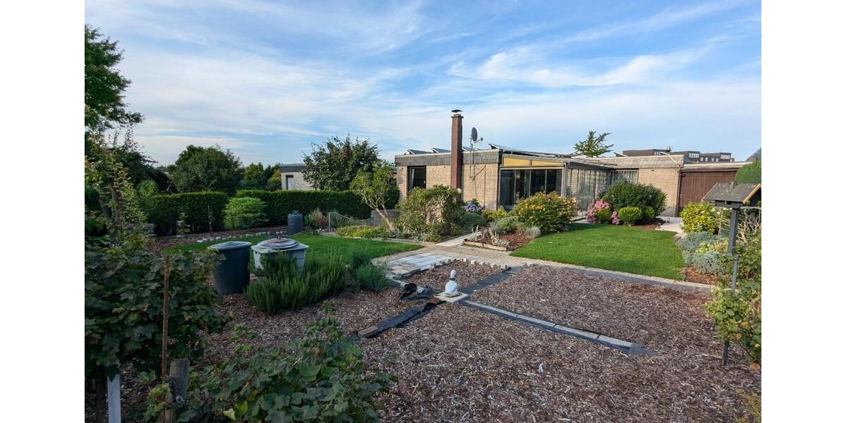 Bungalow Braunschweig Lehndorf-Watenbüttel - 4 Zimmer, 116 m&sup2;, 500.000&euro; | Angebot:23839905