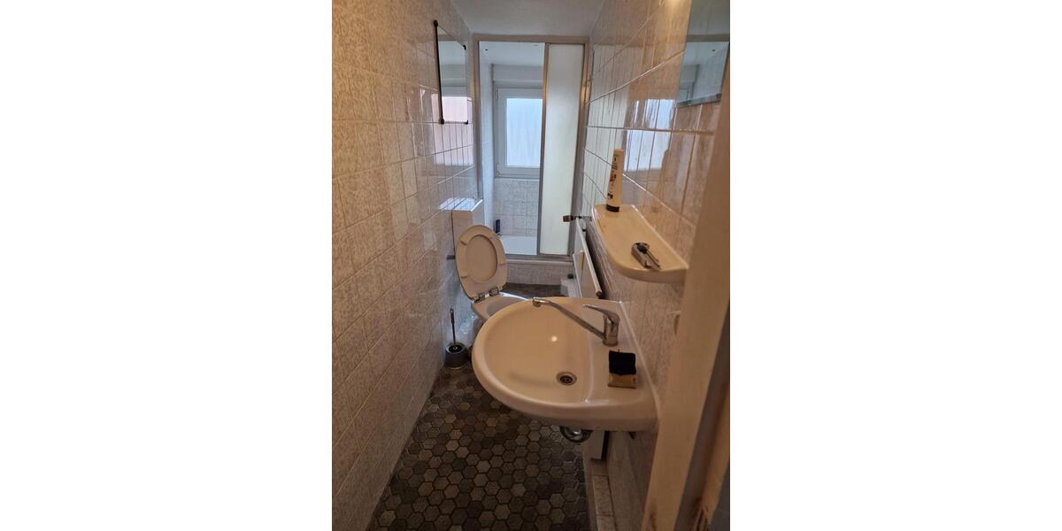 Dachgeschoßwohnung Braunschweig Westliches Ringgebiet - 2 Zimmer, 37 m&sup2;, 400&euro; | Angebot:25408687