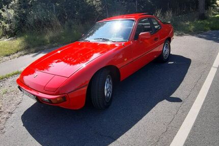 Porsche 924