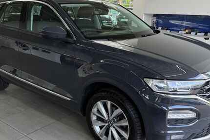 VW T-Roc 125.000 km 16.490 &euro; Braunschweig 38116