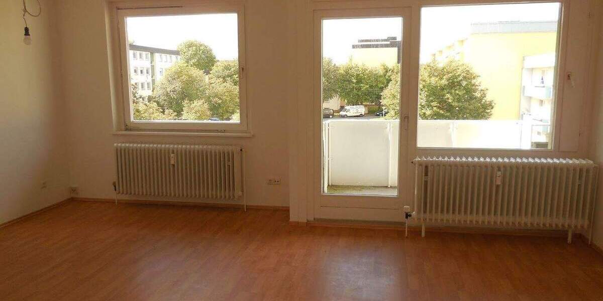 Etagenwohnung Salzgitter Lebenstedt - 3 Zimmer, 71 m&sup2;, 410&euro; | Angebot:25998021