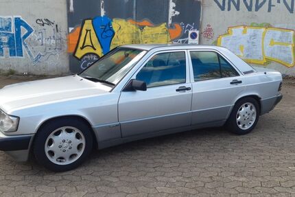 Mercedes-Benz 190 386.000 km 4.500 &euro; Braunschweig 38106