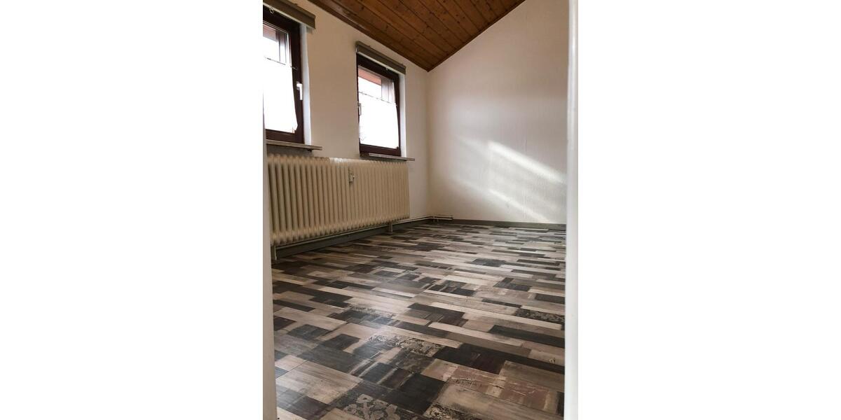 Etagenwohnung Sassenburg - 3 Zimmer, 75 m&sup2;, 750&euro; | Angebot:24810917