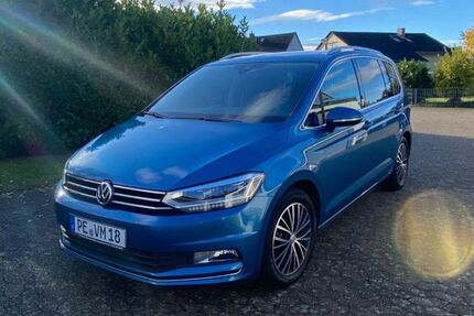 VW Touran 214.400 km 11.900 € Wendeburg 38176