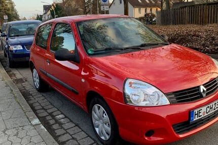 Renault Clio 53.500 km 3.350 &euro; Braunschweig 38118