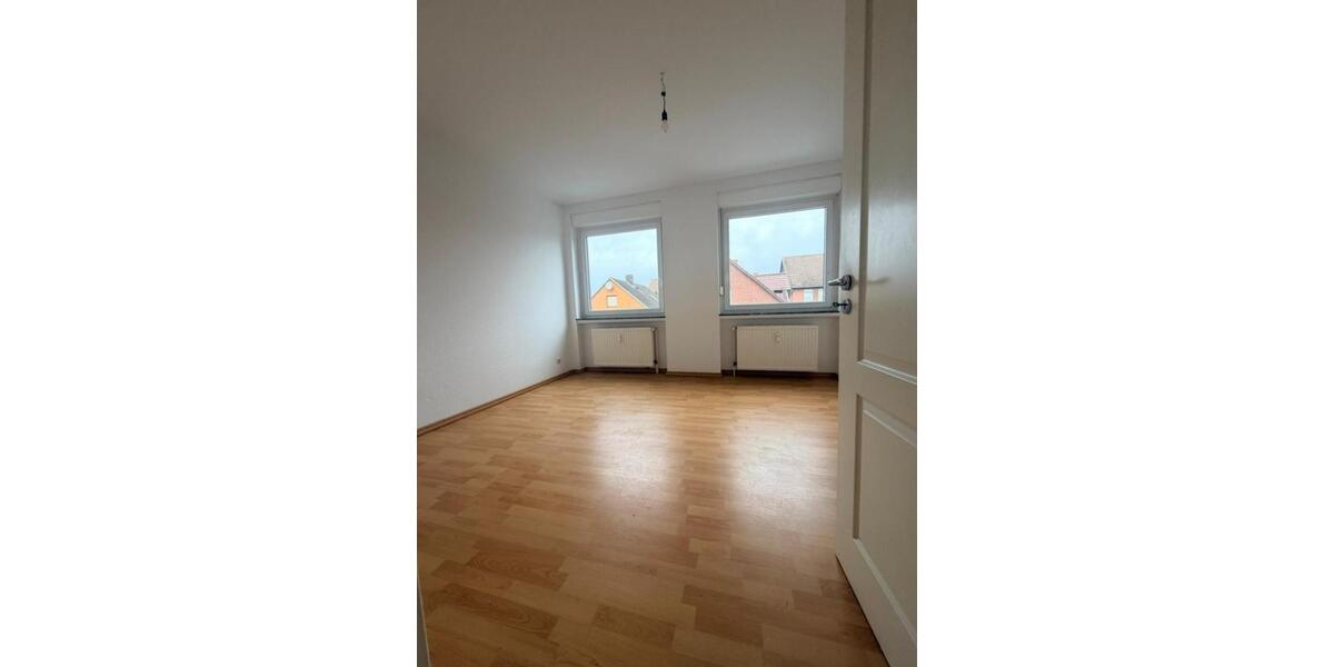 Etagenwohnung Sickte - 4 Zimmer, 110 m&sup2;, 1.090&euro; | Angebot:24625144