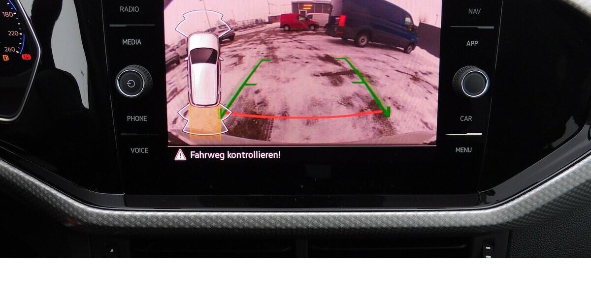 VW T-Cross 1.0 Life Move BMT TSI Klima Navi 19.400 km 18.690 &euro; Vordorf 38533