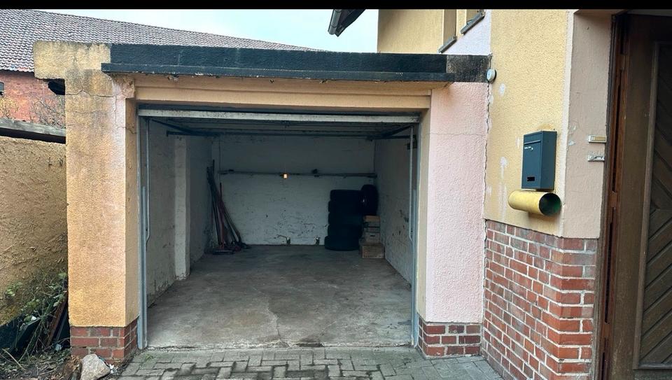 Einfamilienhaus Salzgitter Ortschaft Südost - 7 Zimmer, 180 m&sup2;, 85.000&euro; | Angebot:24600257