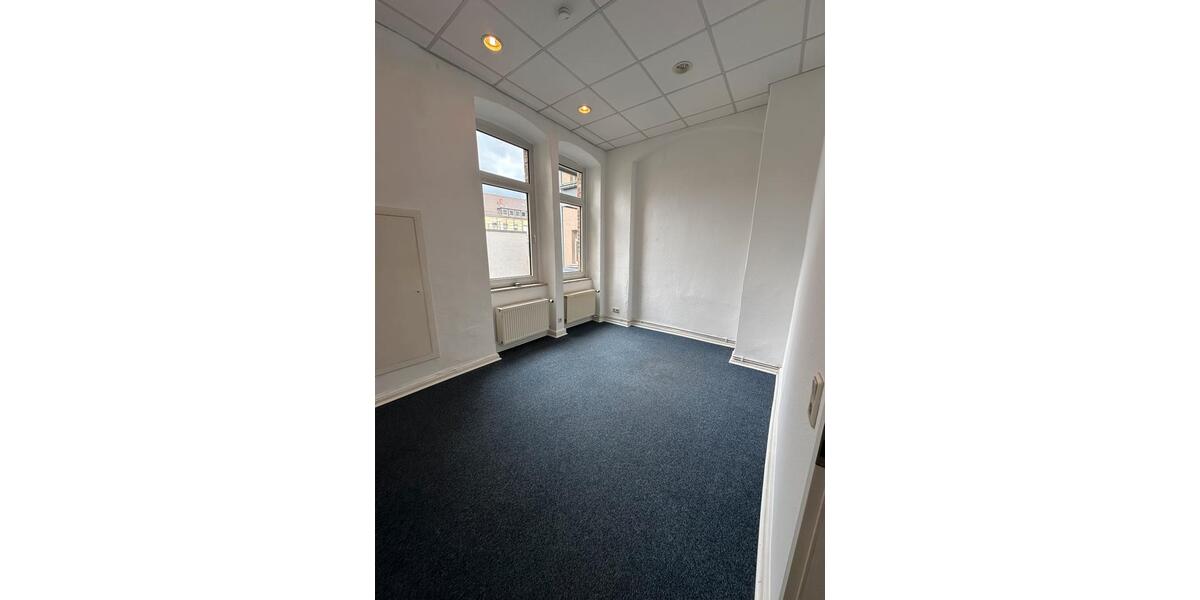 Etagenwohnung Braunschweig - 5 Zimmer, 126 m&sup2;, 1.150&euro; | Angebot:26561236