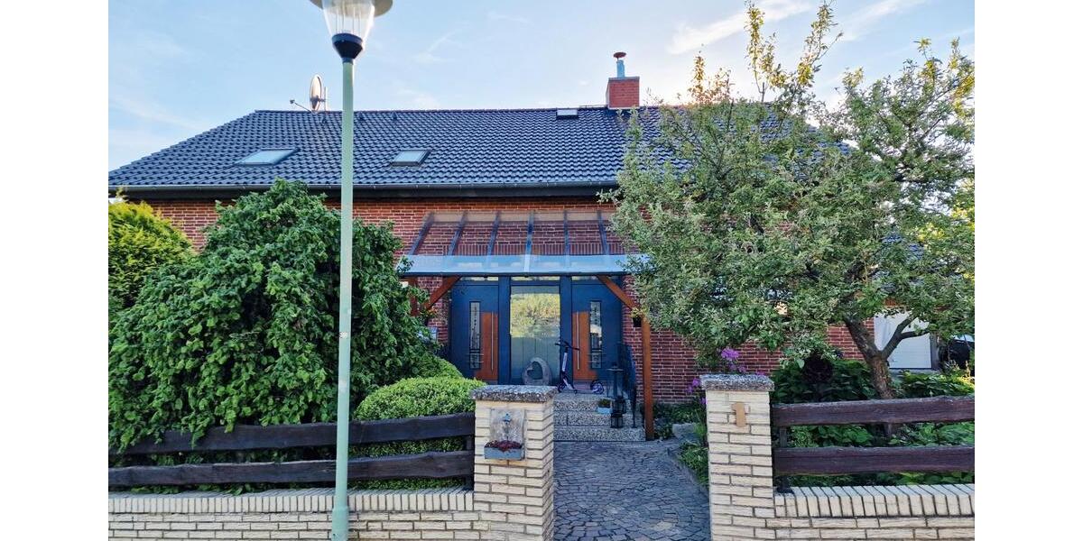 Einfamilienhaus Cremlingen - 7 Zimmer, 204 m&sup2;, 580.000&euro; | Angebot:26701955