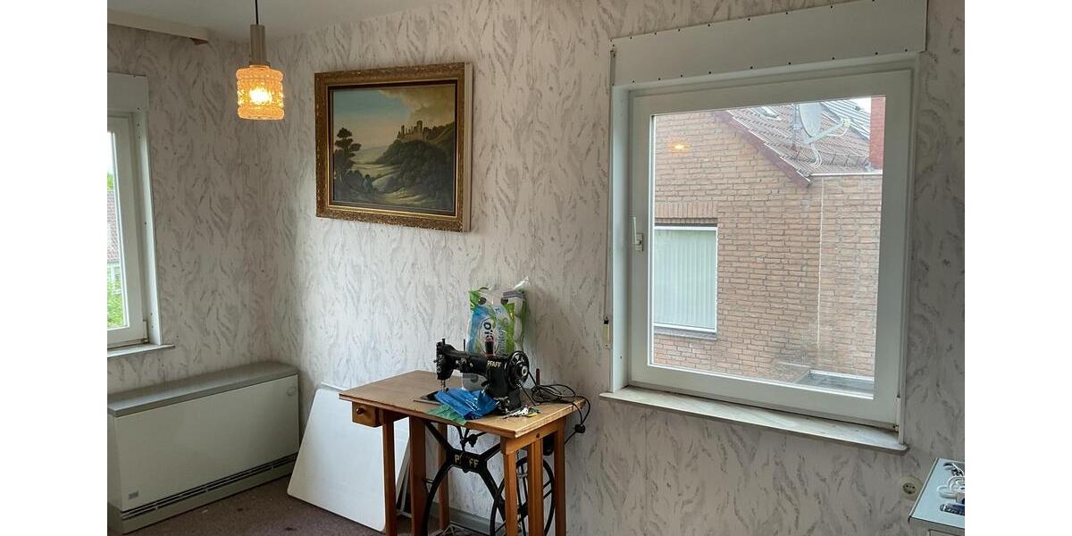 Doppelhaushälfte Wolfsburg - 8 Zimmer, 180 m&sup2;, 1.900&euro; | Angebot:26548078