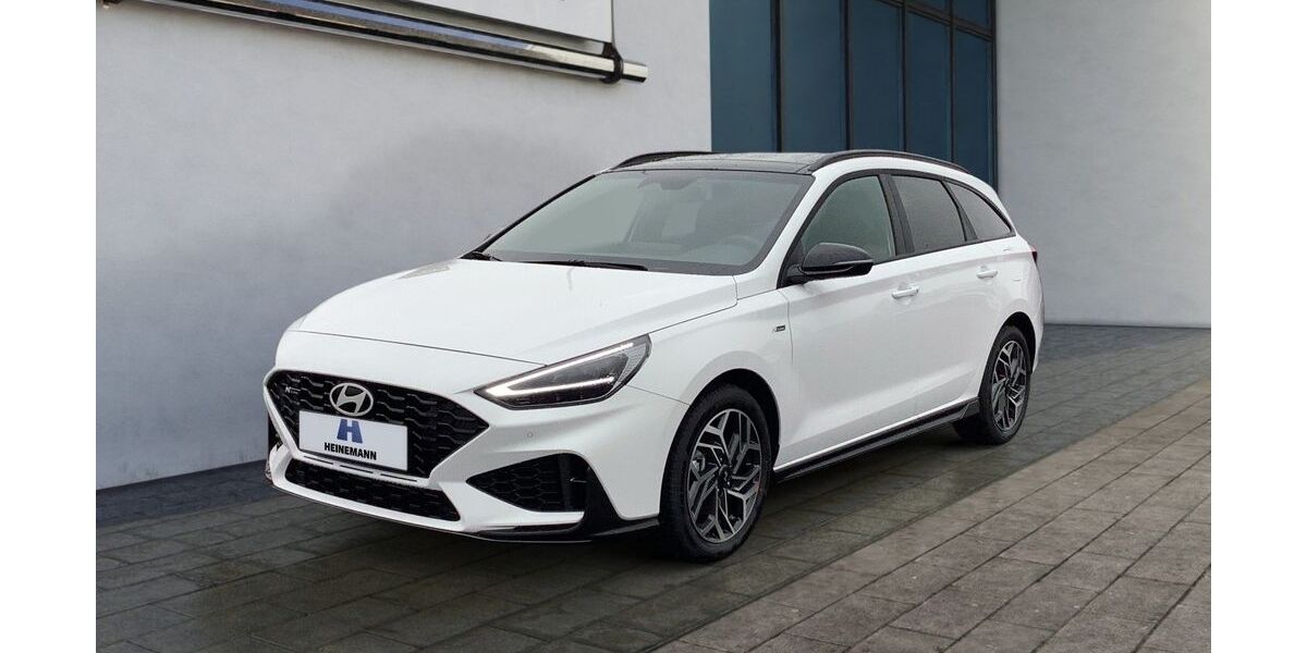 Hyundai i30 1.050 km 31.395 &euro; Salzgitter 38229