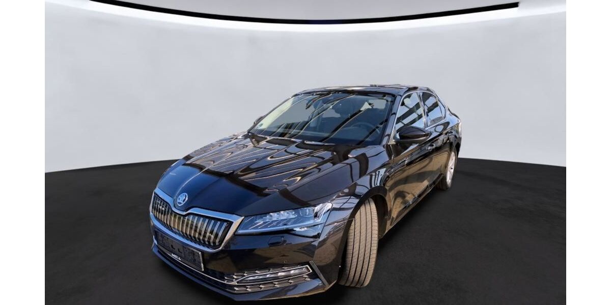 Skoda Superb 79.720 km 27.990 &euro; Braunschweig 38114