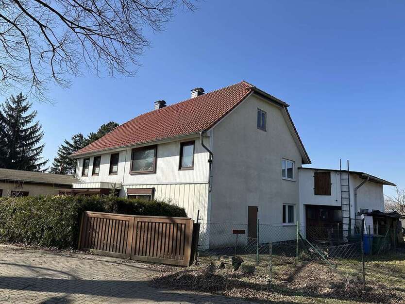 Haus zum Kaufen in Salzgitter 119.000 € 200 m²