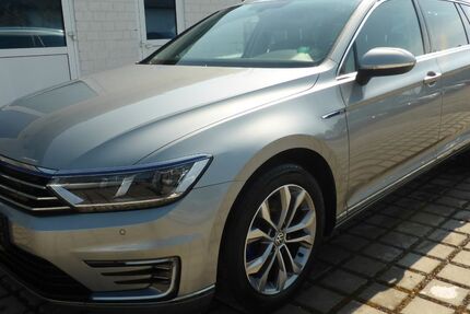 VW Passat 166.300 km 12.990 &euro; Wolfenbüttel 38304