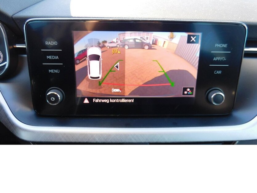 Skoda Kamiq 1.0 Tour Ambition DSG 7-Gang Navi Klima 34.100 km 19.990 € Vordorf 38533