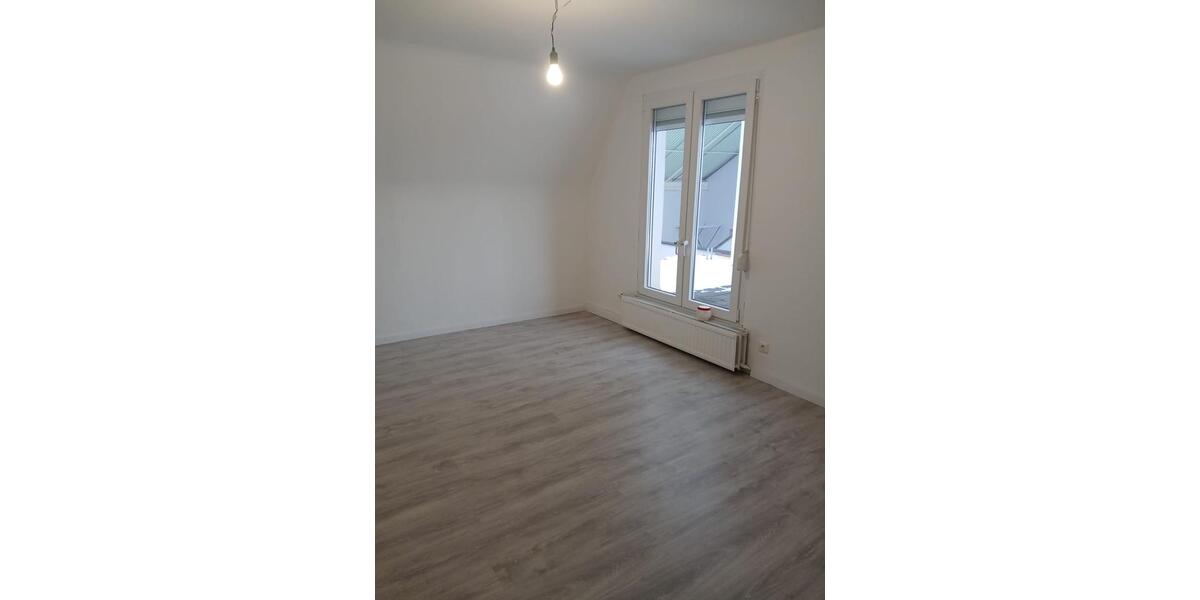 Einfamilienhaus Salzgitter Ortschaft Südost - 5 Zimmer, 110 m&sup2;, 1.100&euro; | Angebot:24842670