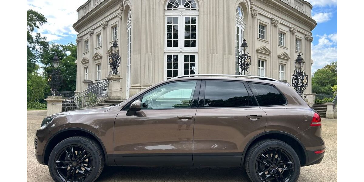 VW Touareg 106.000 km 20.700 &euro; Braunschweig 38100