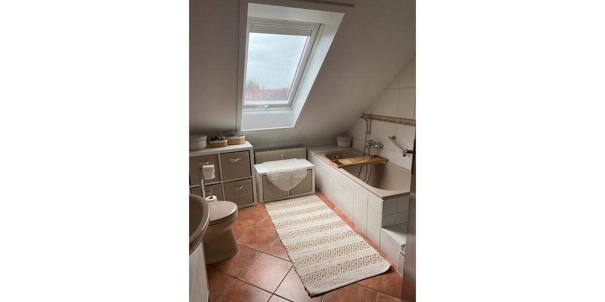 Dachgeschoßwohnung Weyhausen - 2 Zimmer, 66 m&sup2;, 149.000&euro; | Angebot:23594089