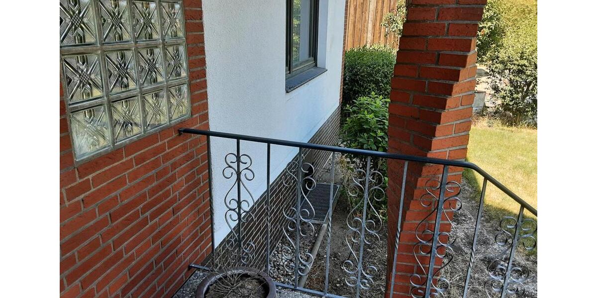 Einfamilienhaus Wendeburg - 10 Zimmer, 220 m&sup2;, 335.000&euro; | Angebot:26006110