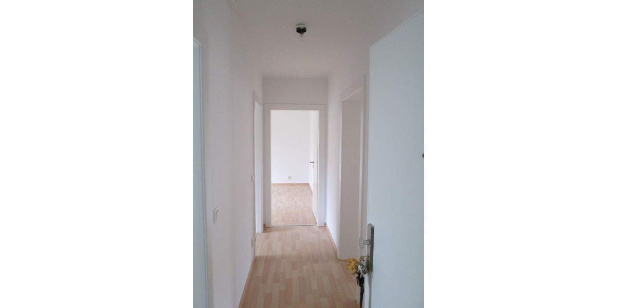 Etagenwohnung Salzgitter Lebenstedt - 4 Zimmer, 67 m&sup2;, 335&euro; | Angebot:24485017