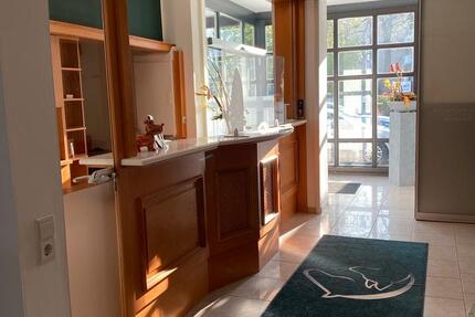 Gewerbeobjekt Praxis, Büro, Café u.ä zimmer