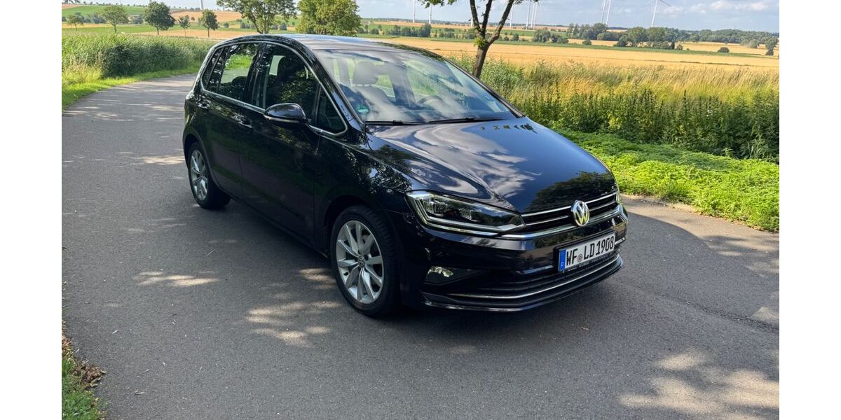 VW Golf Sportsvan 62.322 km 18.100 &euro; Denkte 38321
